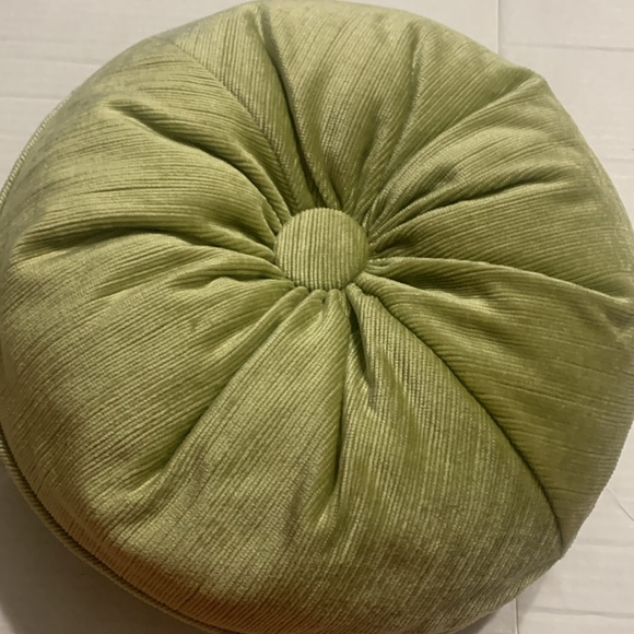 Soft Green Pumpkin Round Pillow 13 in - Picture 4 of 6